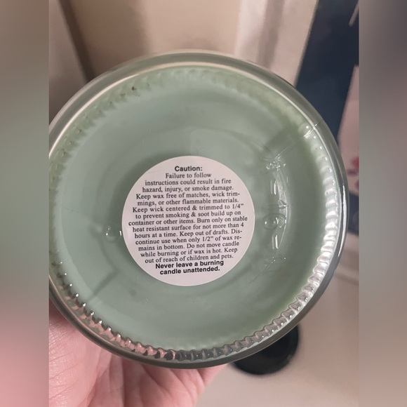 SOY CANDLE - THE WAX MILL - 16 OZ - SPEARMINT AND EUCALYPTUS - Picture 3 of 3